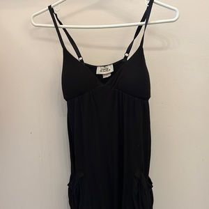 costa blanca dress w straps and cups and side pockets